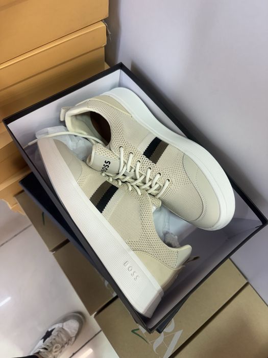 Мужская обувь 41 размера два есть