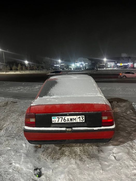 Опель вектра а 1991 года обём 2.0