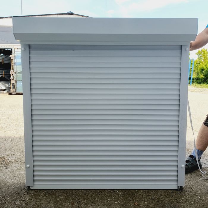 Geam  termopan pvc cu rolete disponibil pe stoc