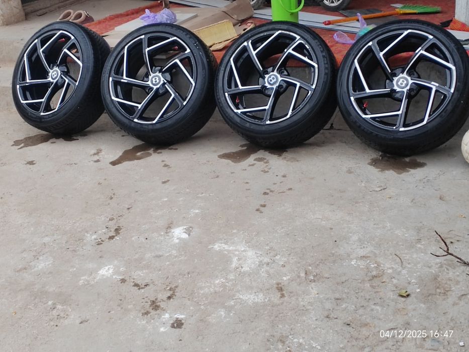 Sotiladi 17 lik xoliti zo'r yangi