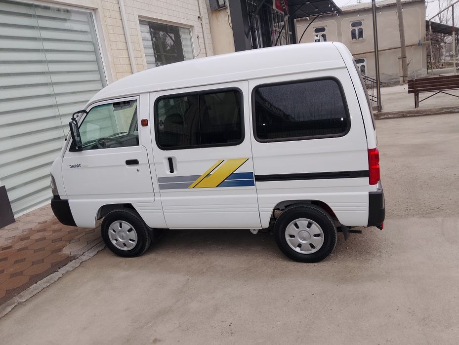 Srochni sotiladi damas