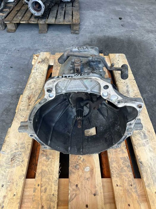 Скоростна Кутия IVECO DAILY 35S12 2.3HPI 04г.-Ръчна 5ск.