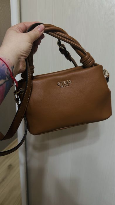 Сумка GUESS - новая. Оригинал.