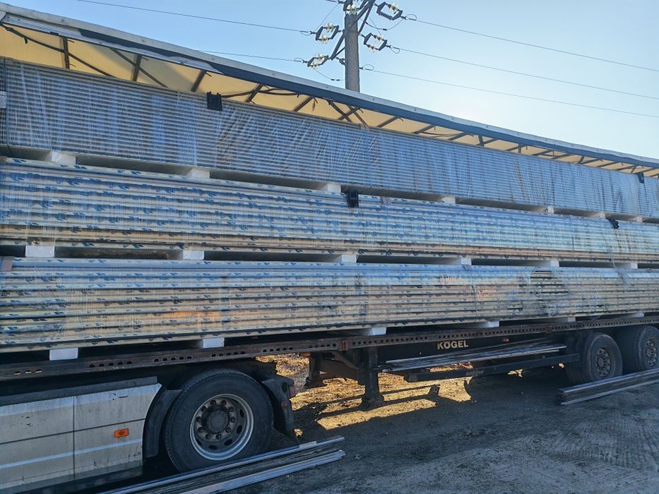 Panouri Sandwich 80 lei mp