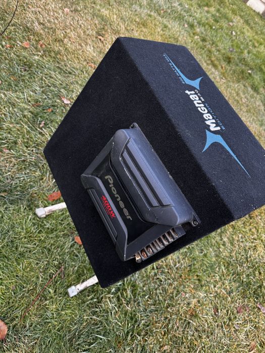 Сабвуфер с усилителем