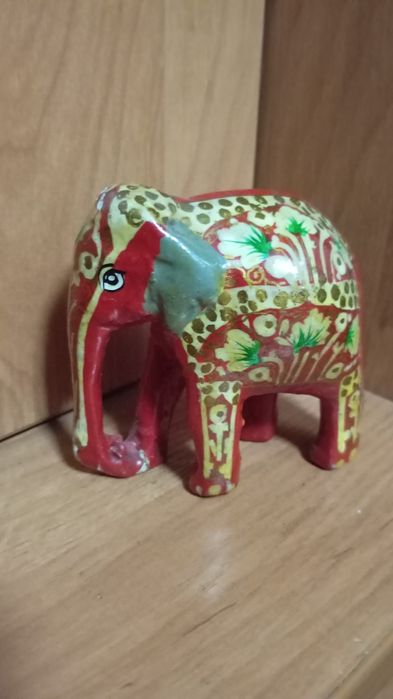 Продам винтажные статуэтки.