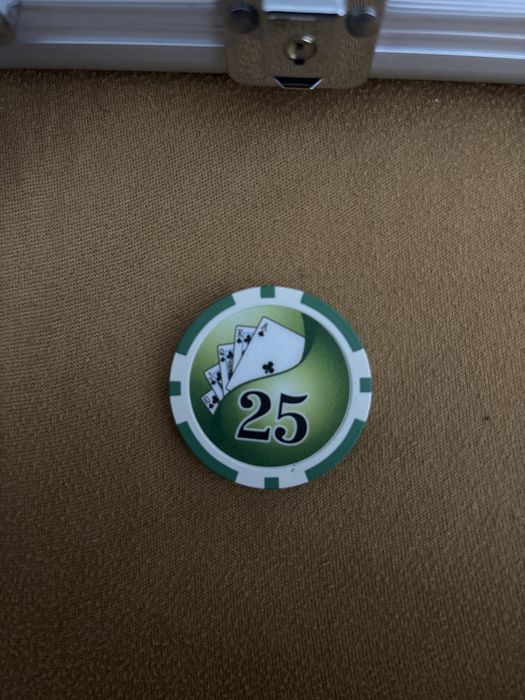 jetoane poker 265 buc
