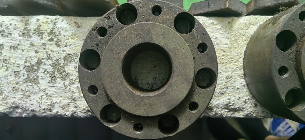 Фланци за Малогабаритен Японски Трактор