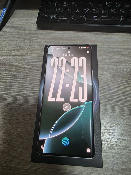 Продам VIVO V40 Память 12/256 Батарея 5500w