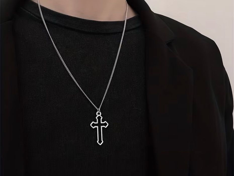 Мъжки гердан с кръстче