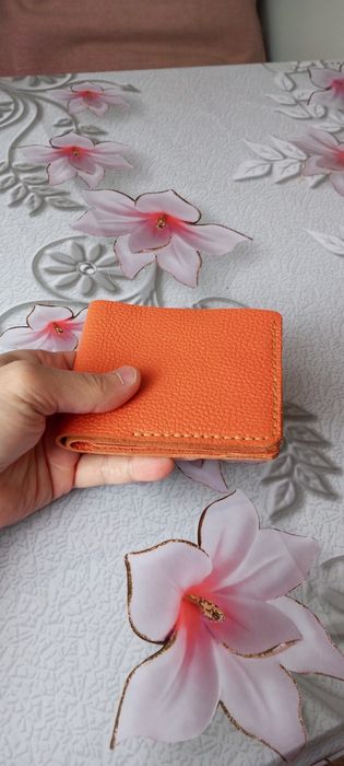 Продам новый - Кожаный кошелек !