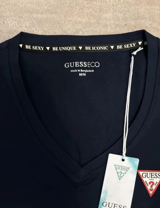 Tricou dama Guess, mărimea M, nou cu etichetă.