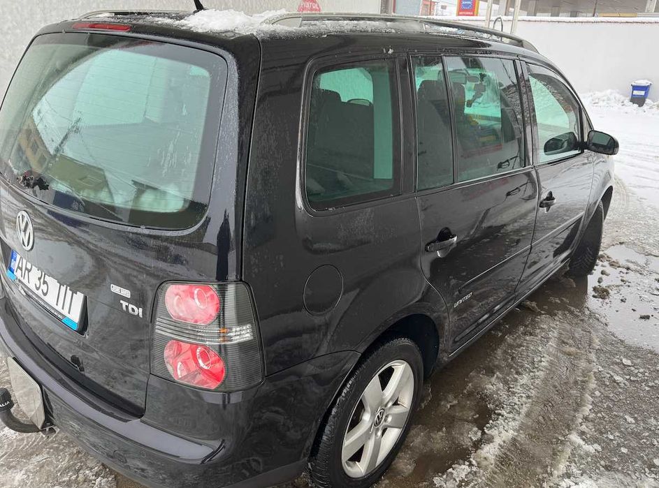 VW Touran 2.0   FARA RUGINA