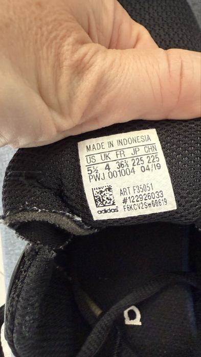 Маратонки Adidas, Lacoste на цветя платнени, черни стилни сандали