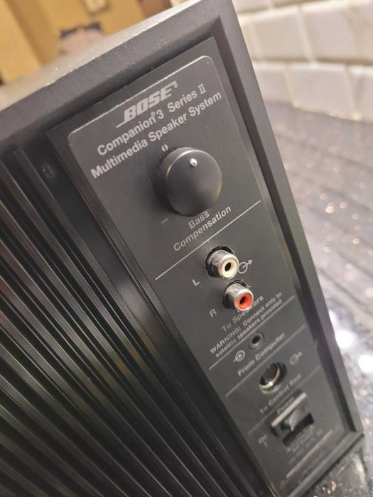 Като нова система Bose Companion 3 Series II 2.1  тонколони стерео уредба