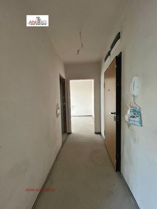 Продава се Двустаен апартамент в София, Център - 70 кв.м за 2593 €/кв.м - Снимка #10