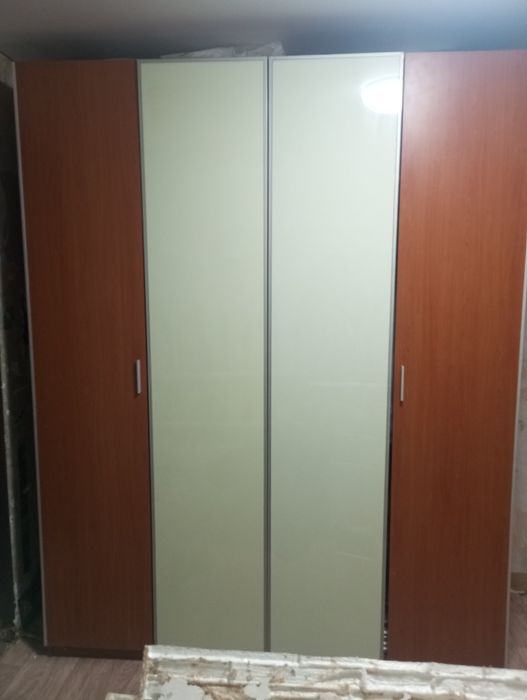Продается шкаф срочно