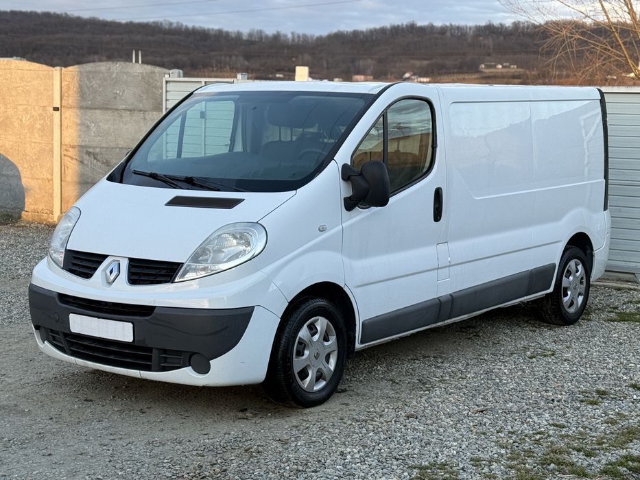 Renault Trafic Lung - 2012  - 2.0 DCI - Euro 5 - Clima- Navi - Senzori