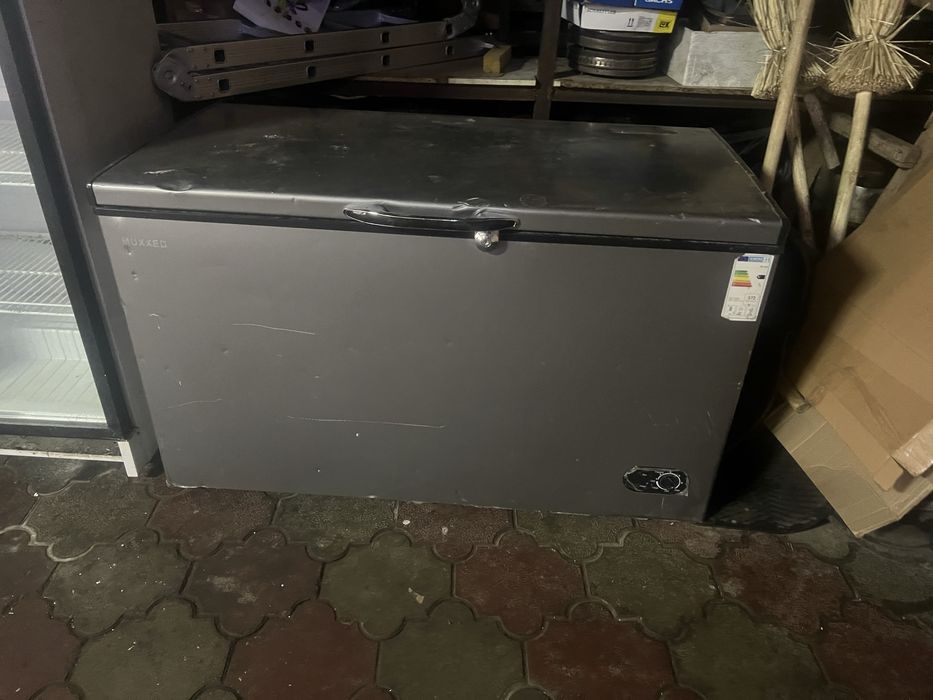 Морозильник хорошем состояние