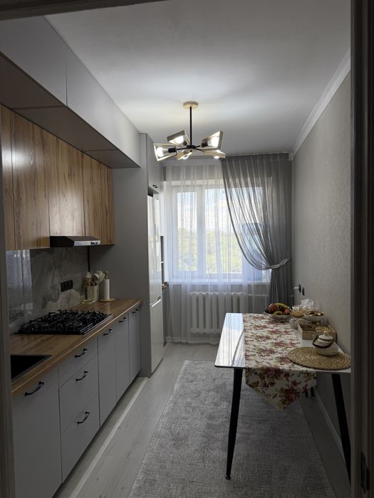 Шторы для кухни, почти новые, не подошел размер на новую квартиру