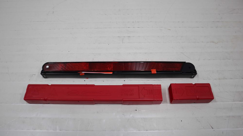 НОВИ ОРИГИНАЛНИ аварийни триъгълници BMW