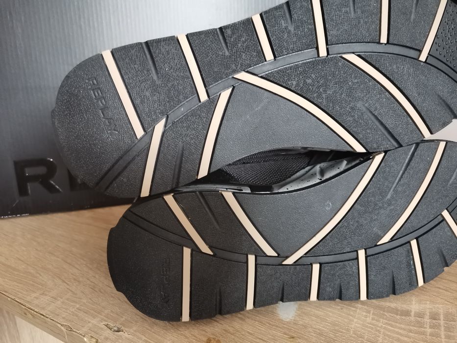 REPLAY - сникърси