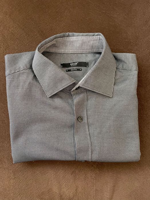 Графитено-сива риза