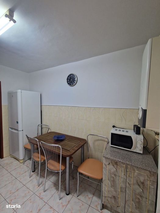 Chirie 3 camere etaj 1, lângă Kaufland Tudor