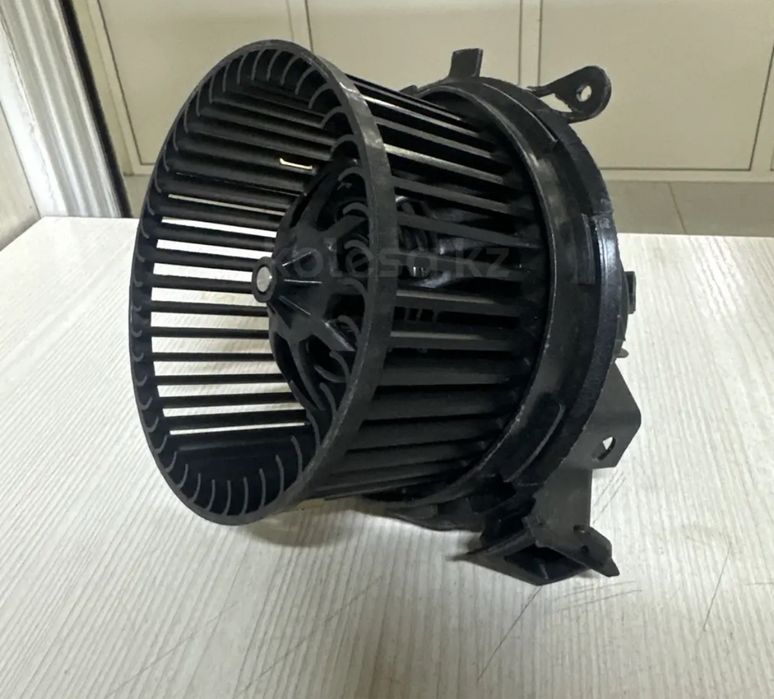 Моторчик печки mercedes w212 w204