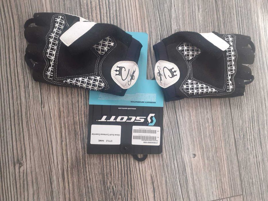 Продавам ръкавици за колоездене SCOTT