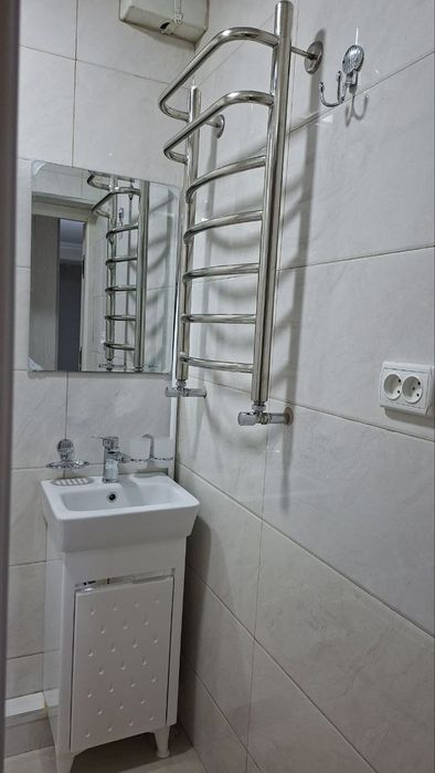 Bulvarda 4 xonali kvartira chet elliklarga ijaraga beriladi