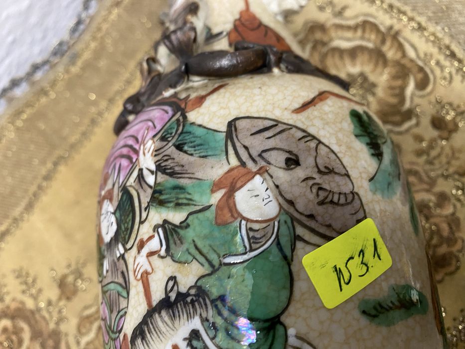 Японска ваза сацума с маркировка 1900 г .