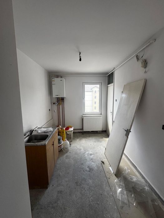 Vand apartament 2 camere zona Ludus-Mures