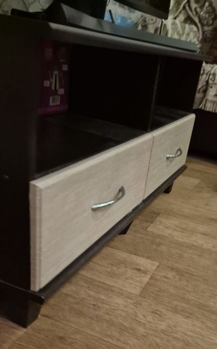 Подставка под телевизор,тумба