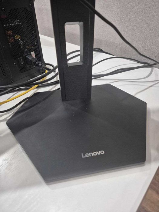 Монитор 24.5" Lenovo 320 герц