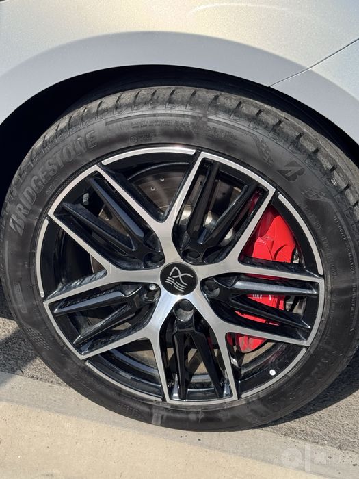Byd han L/ 2.7 sec/5000km