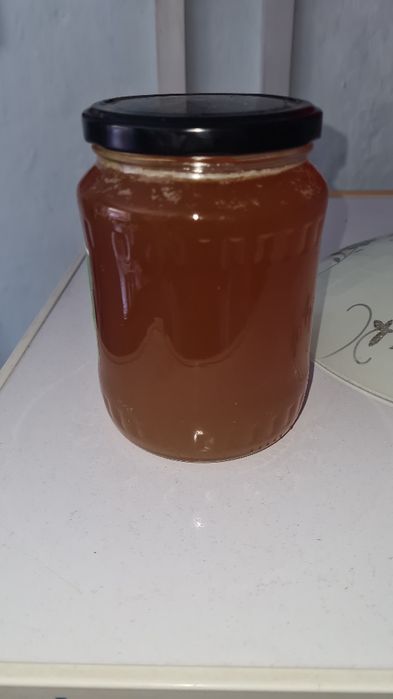 Miere albine din stupina proprie