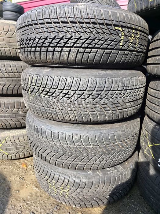 4 Anvelope de IARNA - 215/65/17 103H - GoodYear Performance - CA UNELE NOI - DOT 2025 !