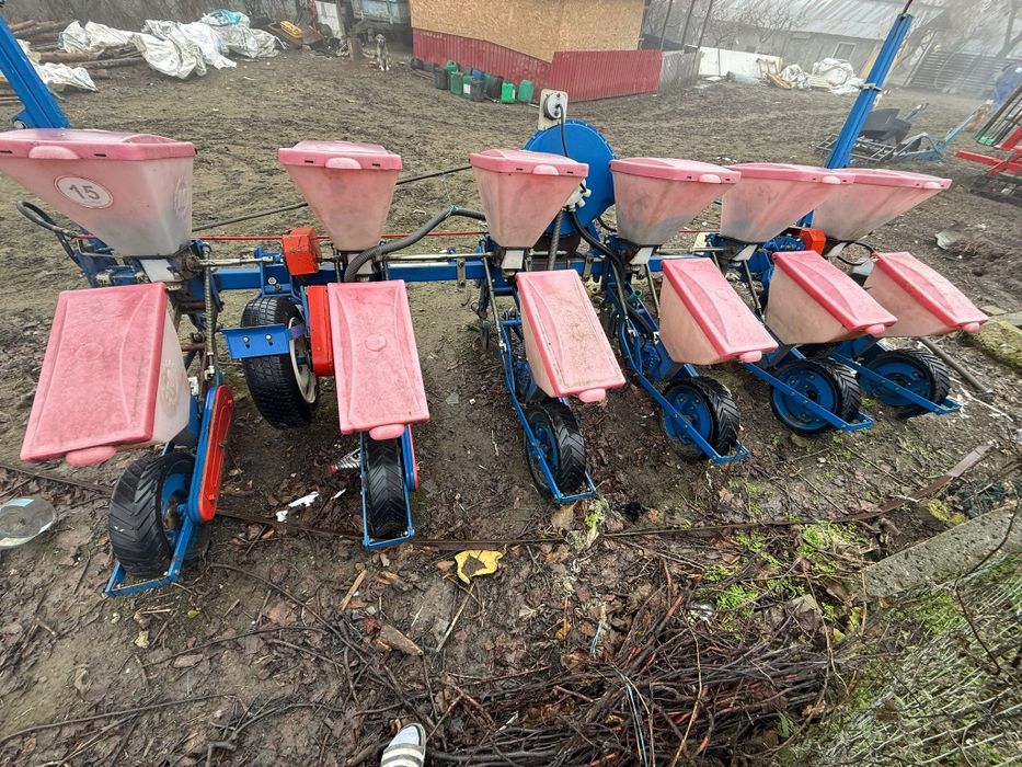 Semănătoare spc6 pentru plante prășitoare