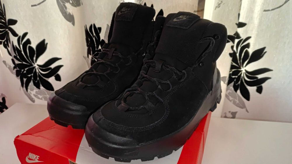 Оригинални боти Nike City Classic Boot (Black) - Размер 39 (25 см) - Като нови!