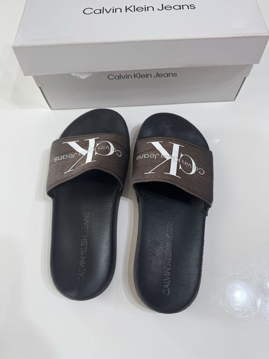 Чехли calvin klein