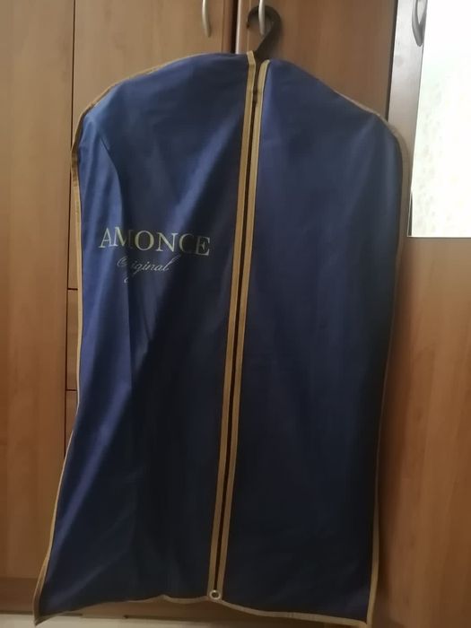 Новый стильный костюм