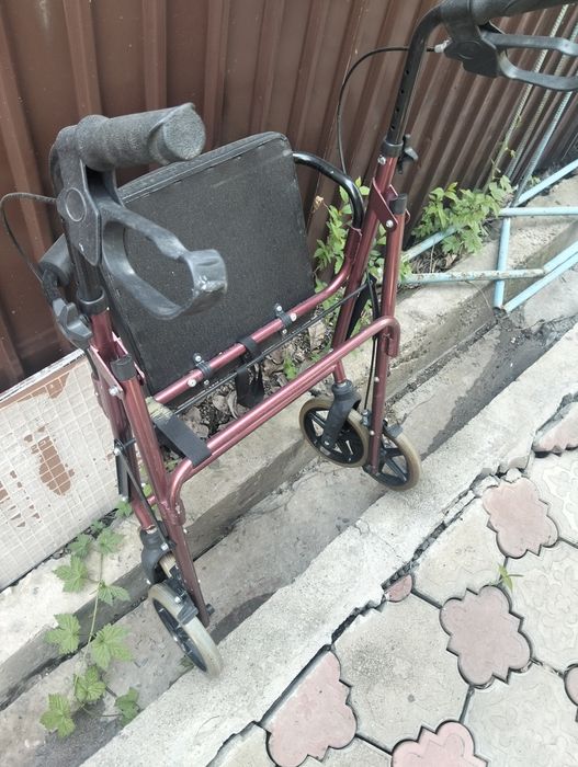 Каталка послеоперационная