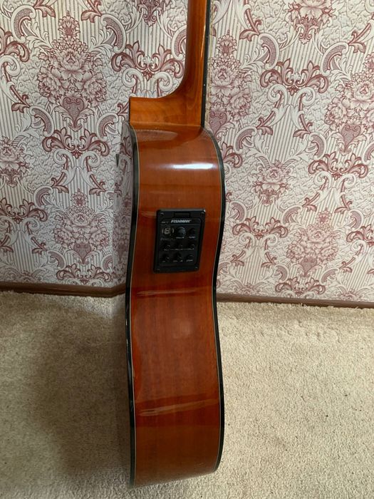 Akustik Gitara (yangi)