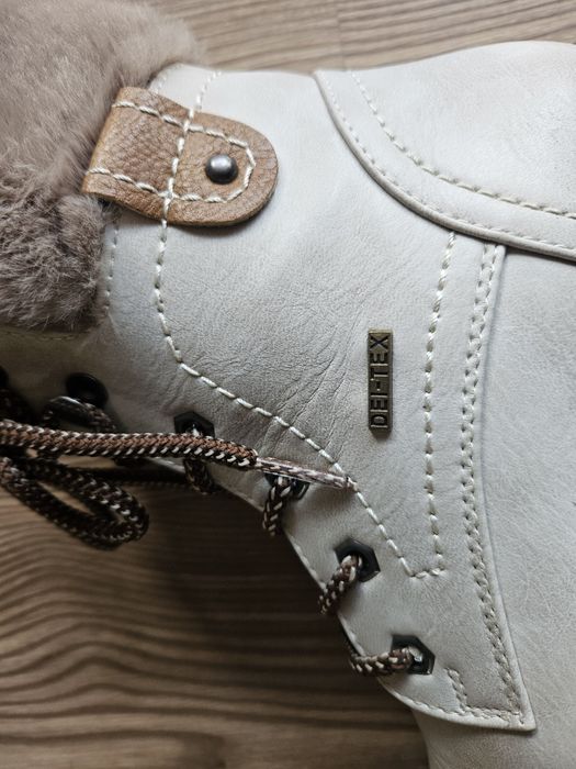 Дамски зимни боти- размер 37