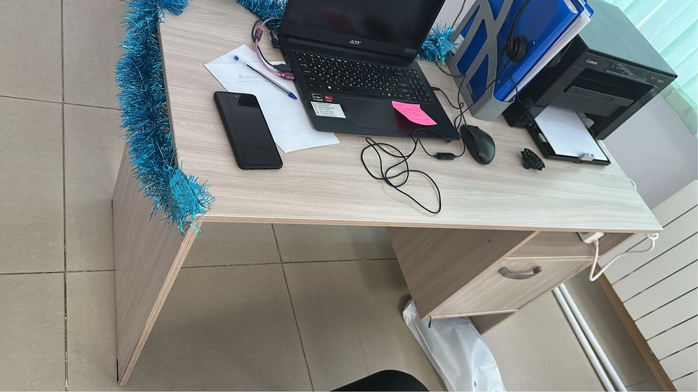 Продается офисная мебель