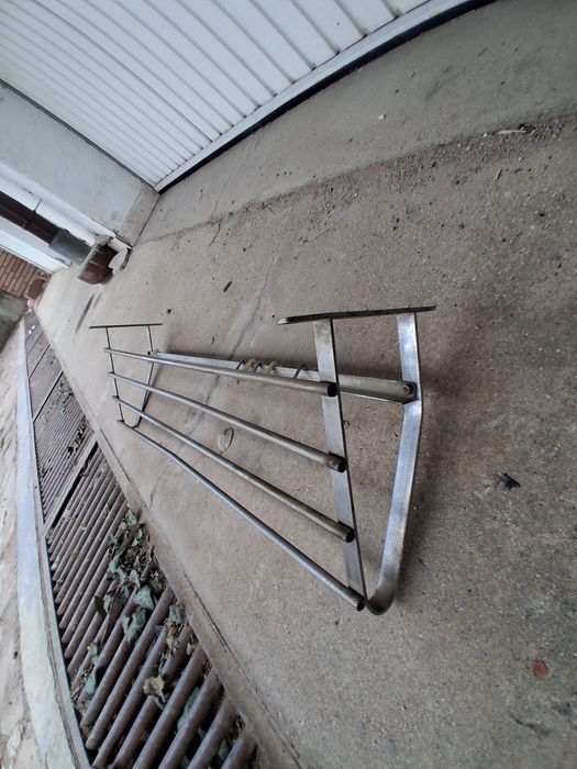 Закачалка за дрехи