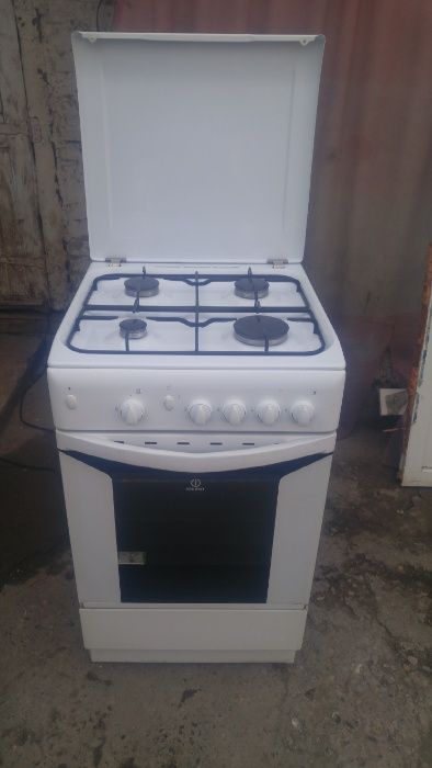 Газовая плита INDESIT
