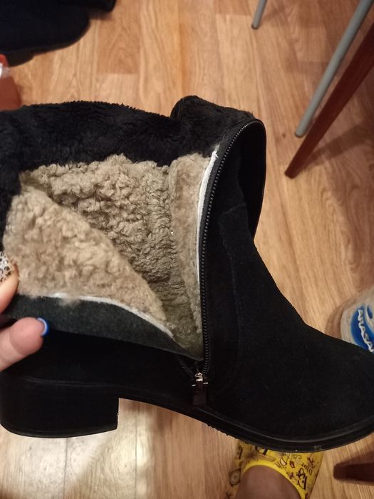 Продам ботфорды замшевые зима