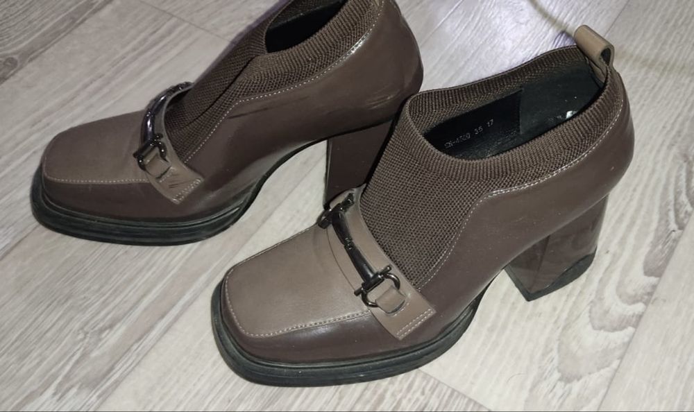 Ботильоны коричневые